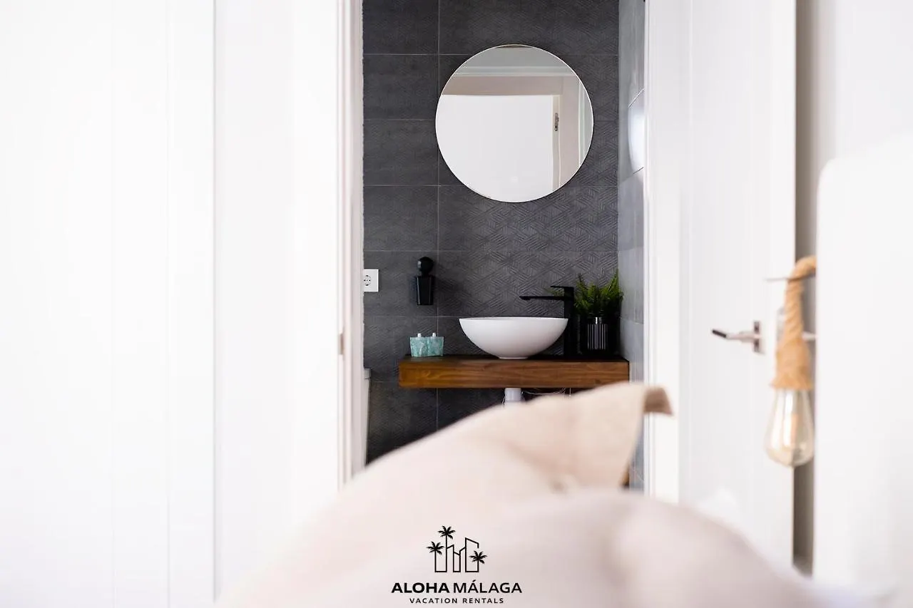 Apartamento Luxury Duplex With Pool And Padel Court In Town Málaga