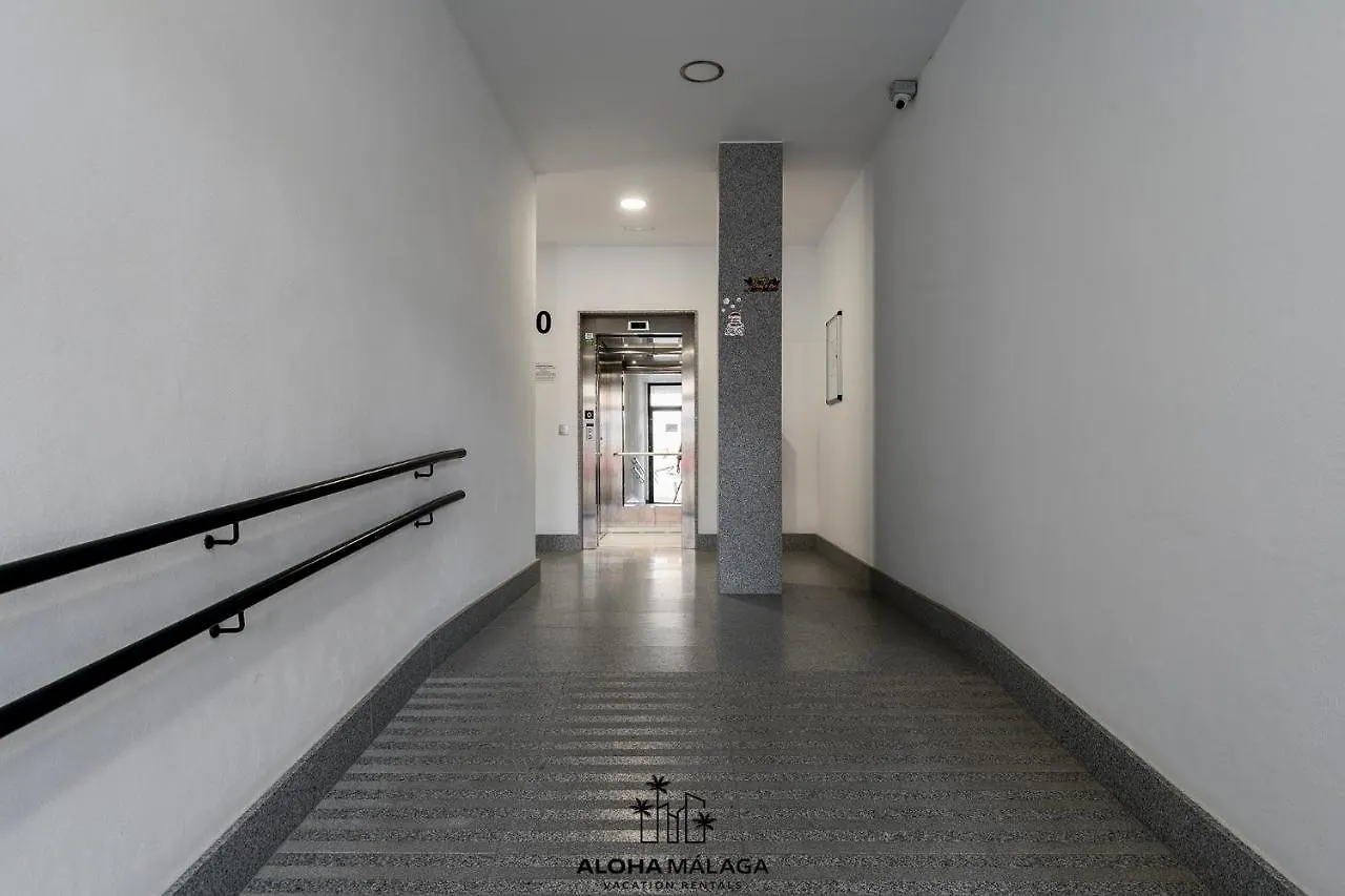 Apartamento Luxury Duplex With Pool And Padel Court In Town Málaga